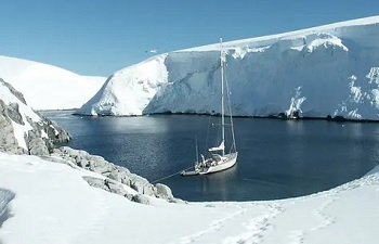 Voyage en voilier d'expédition vers l'Antarctique