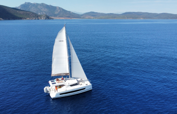 Stage voile hauturier catamaran traversée Corse-Continent