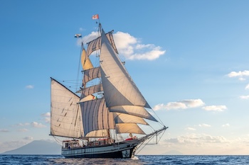 Croisière sur voilier traditionnel : traversée de la Méditerranée