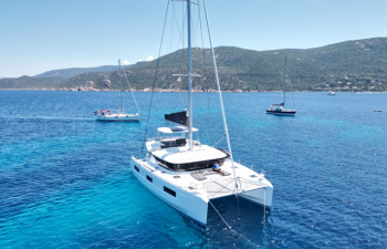 Stage hauturier catamaran : traversée continent - corse à la voile